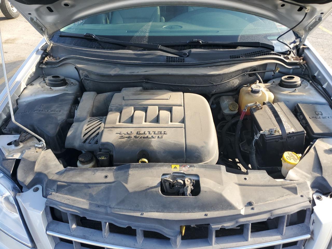 2007 Chrysler Pacifica - Image 12