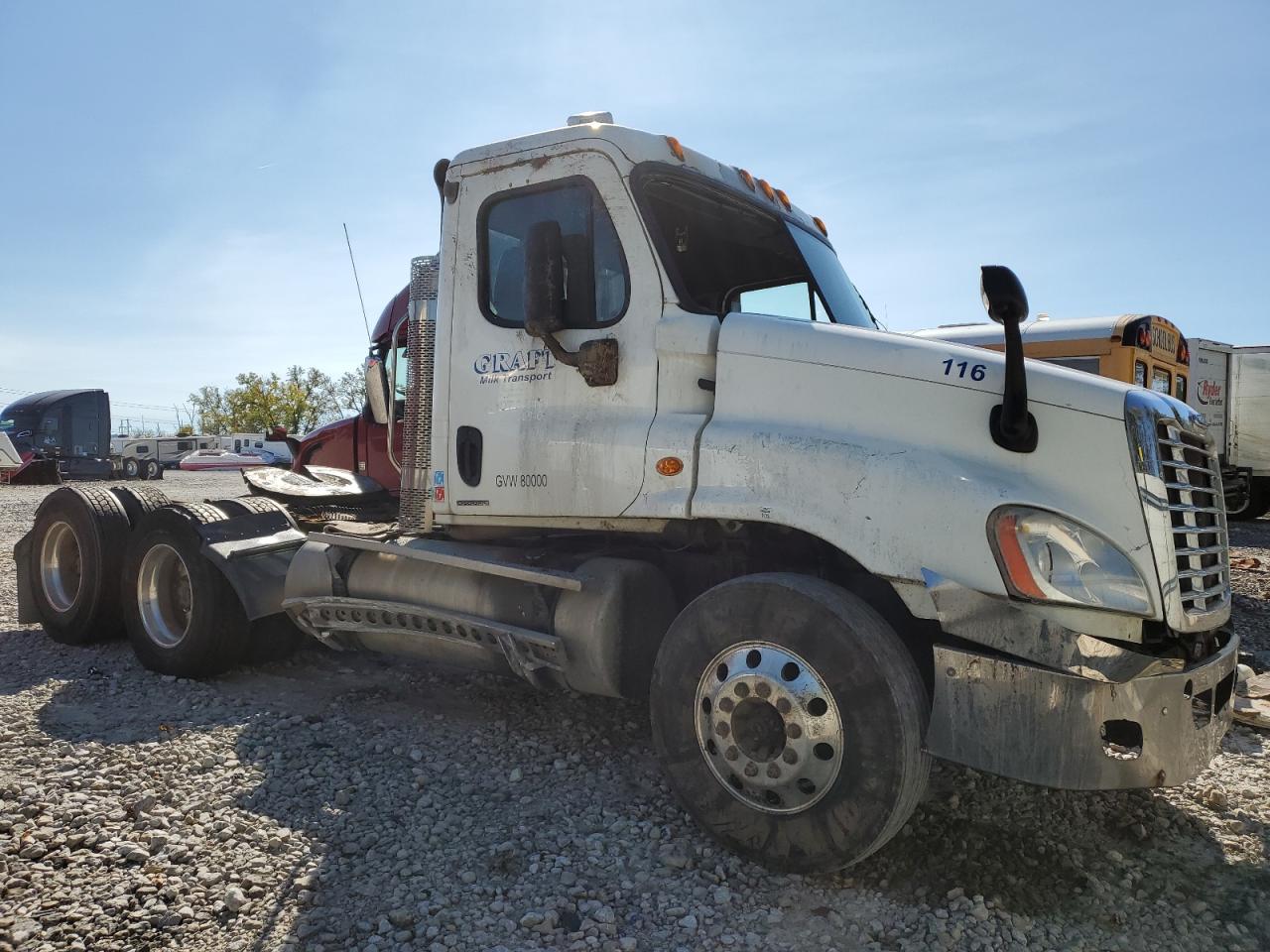 2010 Freightliner Cascadia 125 იყიდება Louisville-ში, KY - Rollover