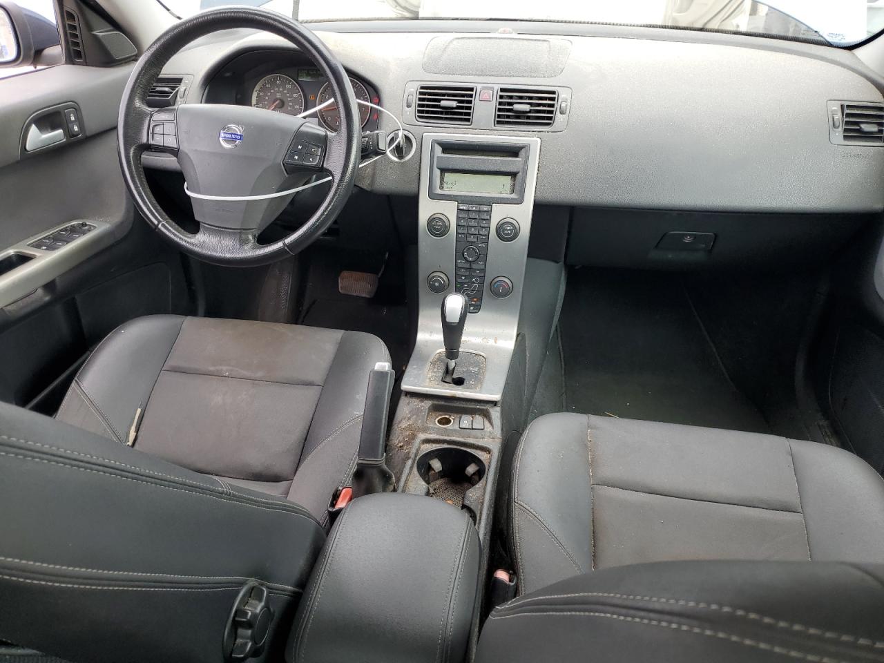 YV1MS382452063739 2005 Volvo S40 2.4I