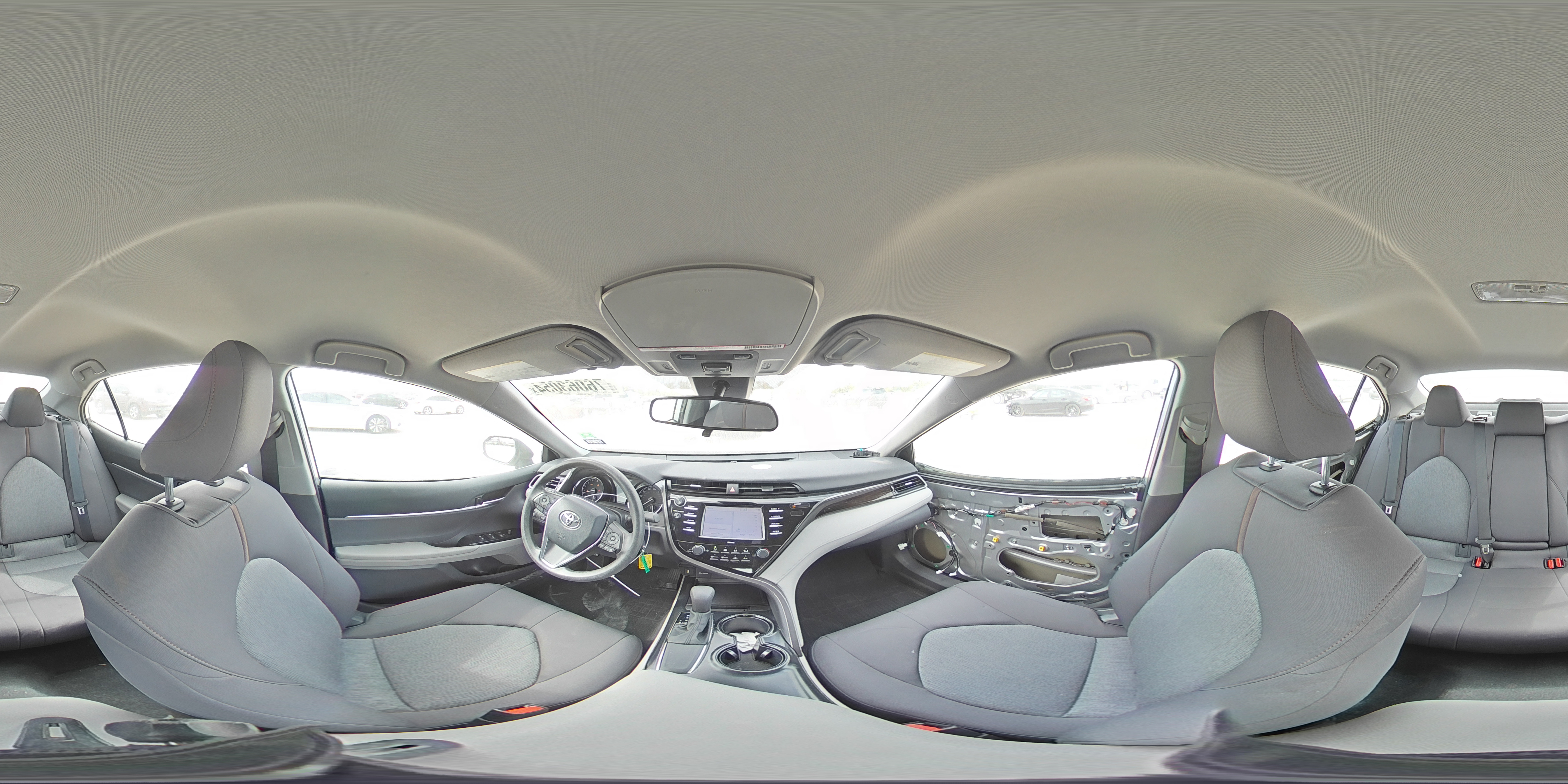 2020 Toyota Camry - Image 13