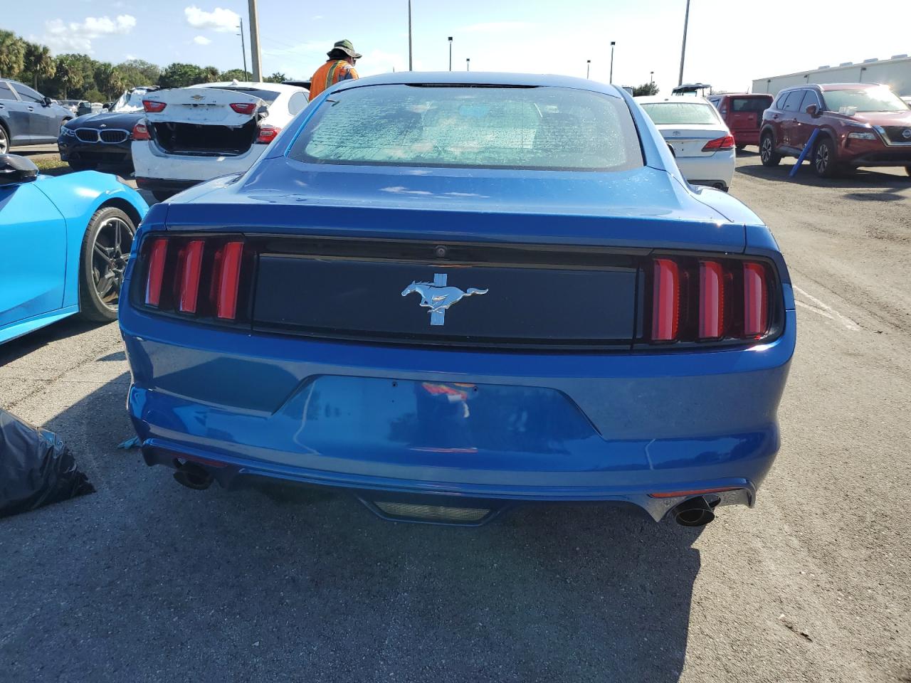 1FA6P8AM0H5270873 2017 Ford Mustang