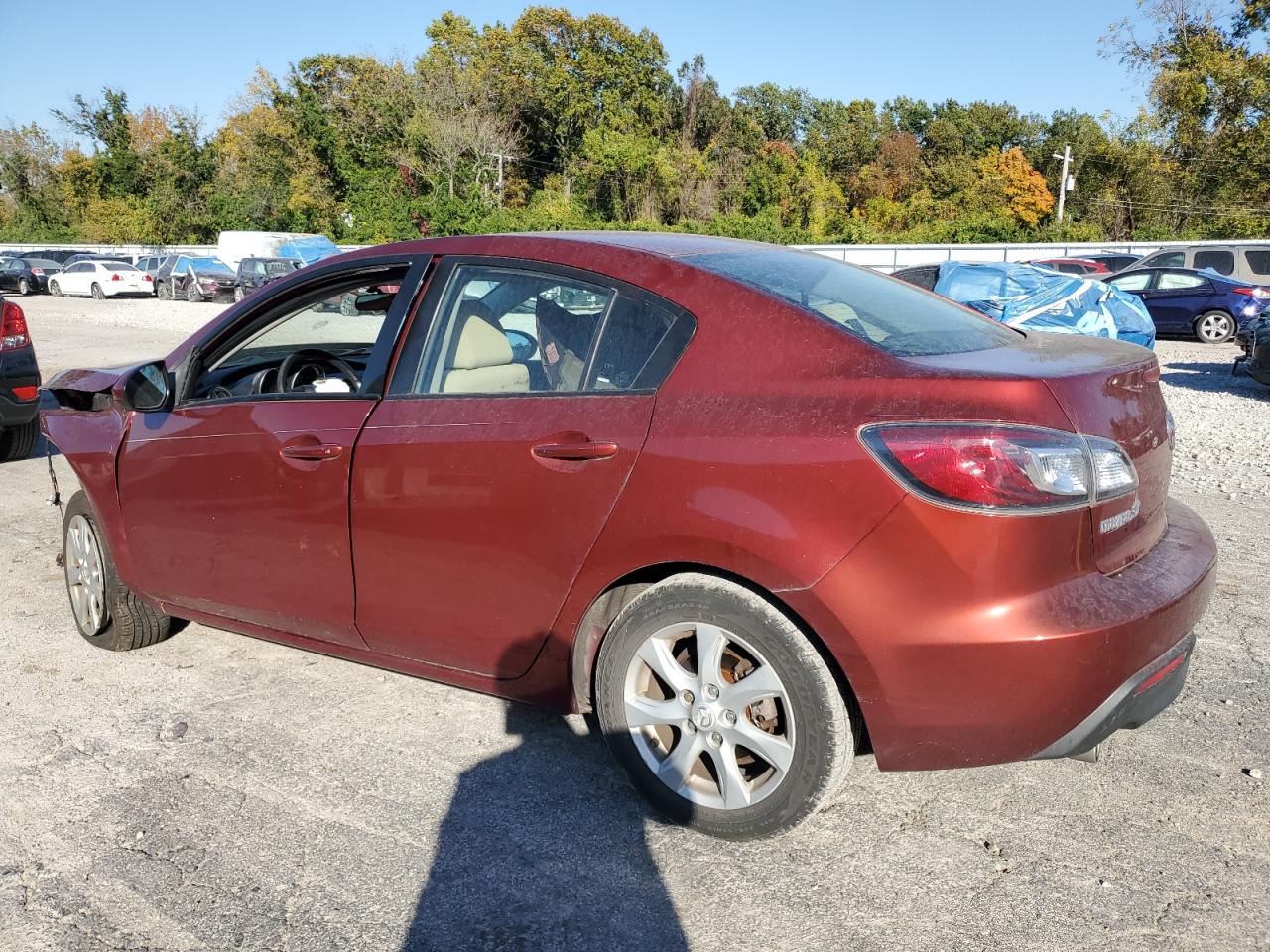 2011 Mazda 3 - Image 2