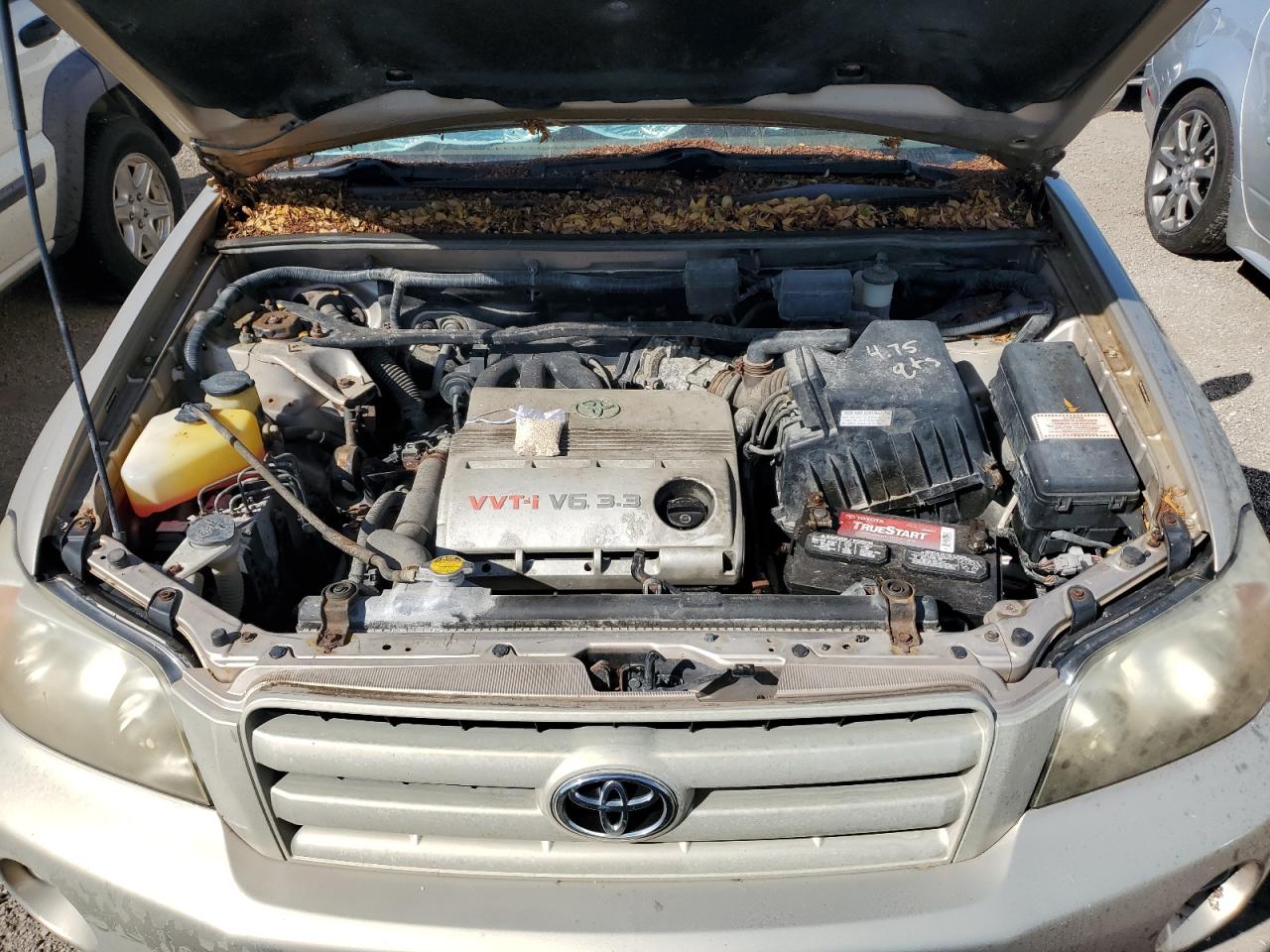 2005 Toyota Highlander - Image 12