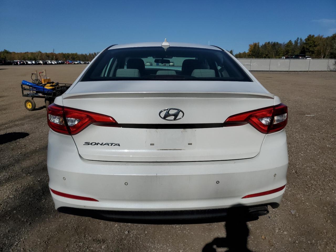 2015 Hyundai Sonata Se VIN: 5NPE24AF9FH005817 Lot: 76084964