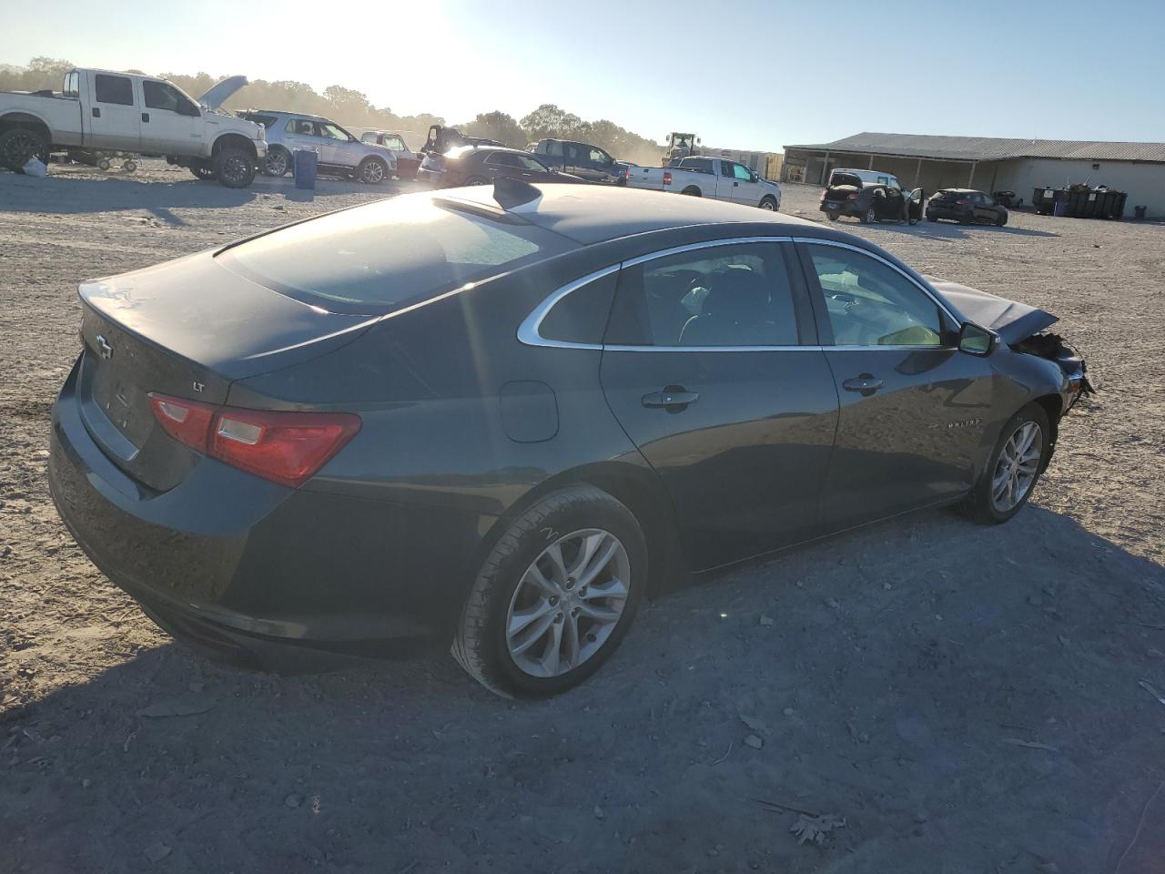2018 Chevrolet Malibu - Image 3