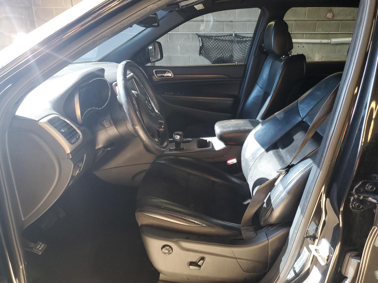 2015 Jeep Grand Cherokee - Image 7