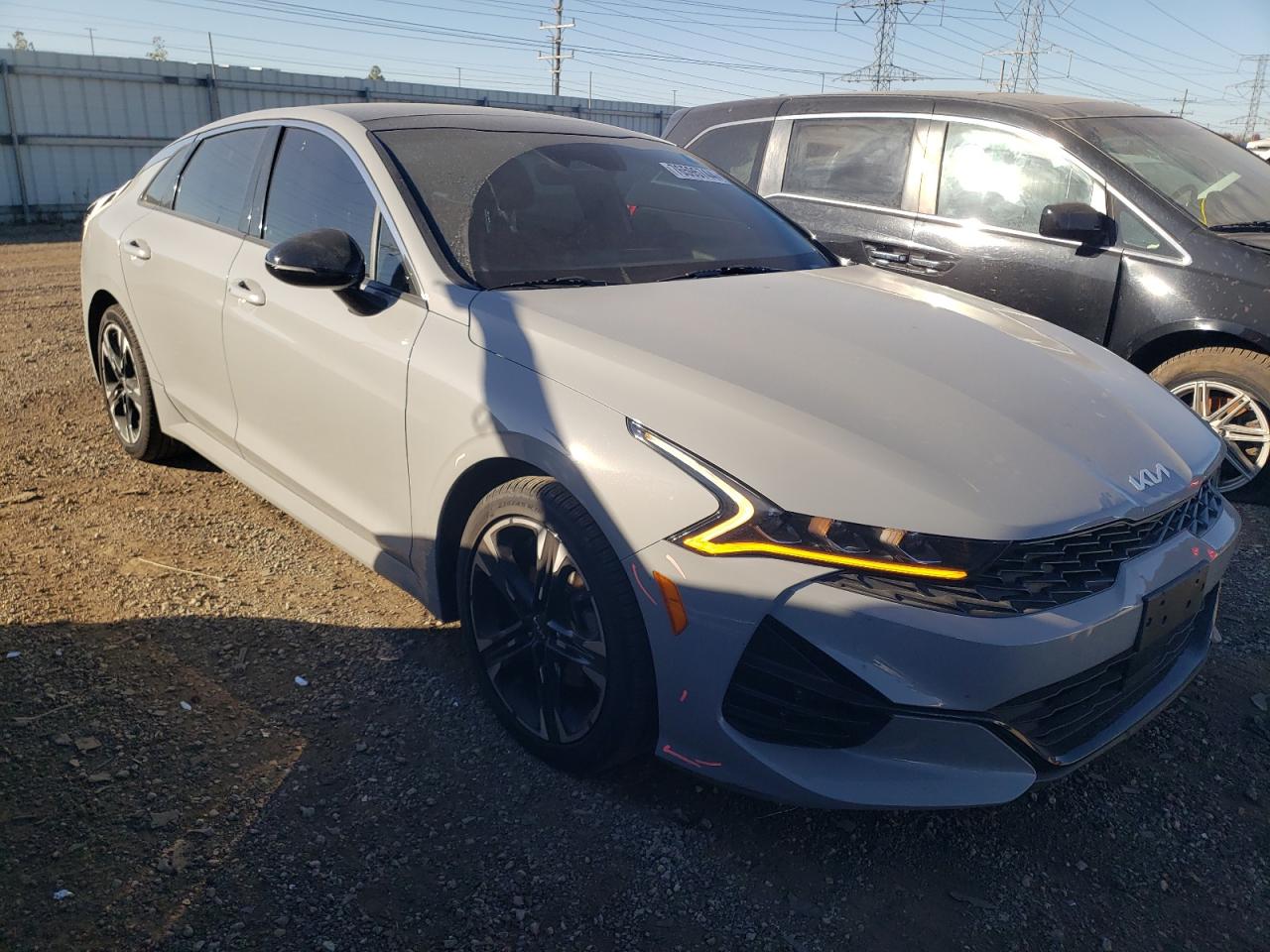 2022 Kia K5 - Image 4