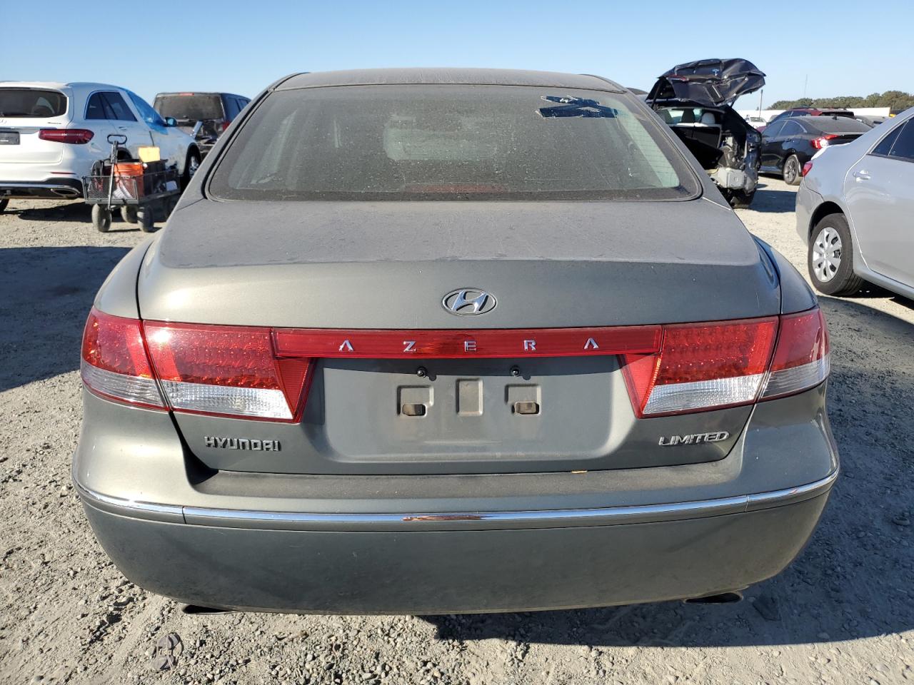 KMHFC46F97A182589 2007 Hyundai Azera Se