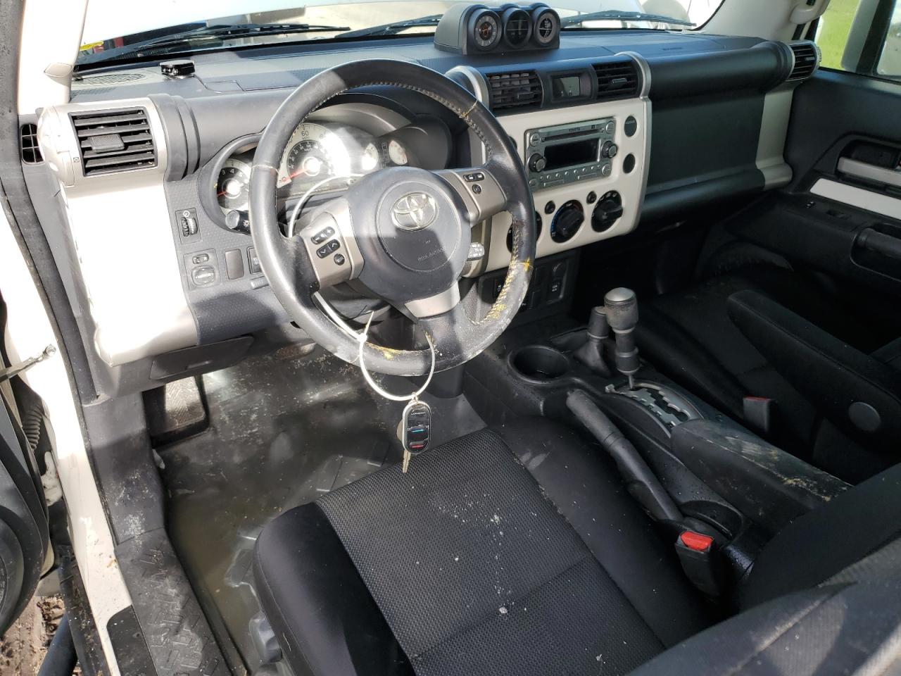 JTEBU4BF3EK201663 2014 Toyota Fj Cruiser