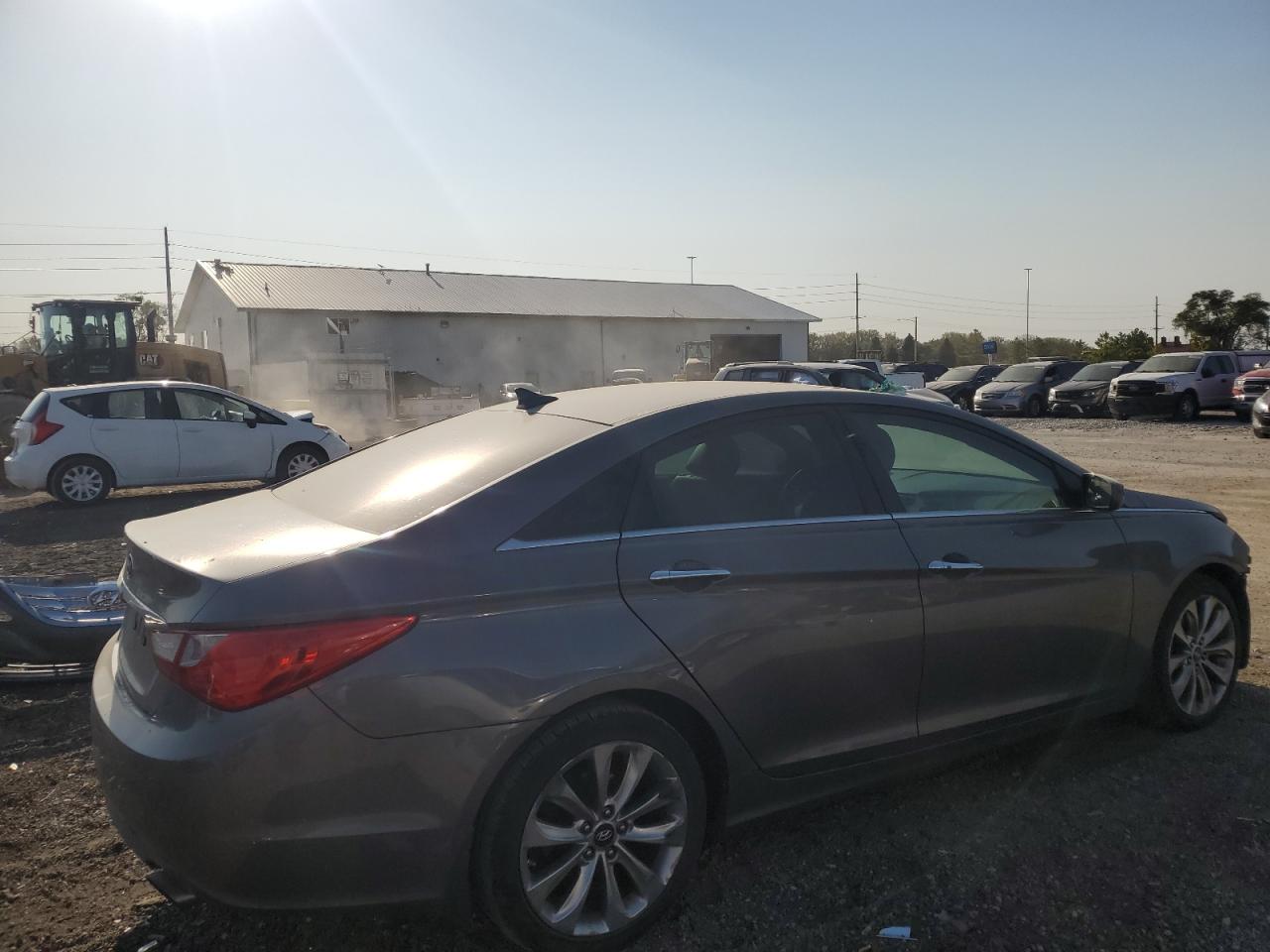 2011 Hyundai Sonata - Image 3