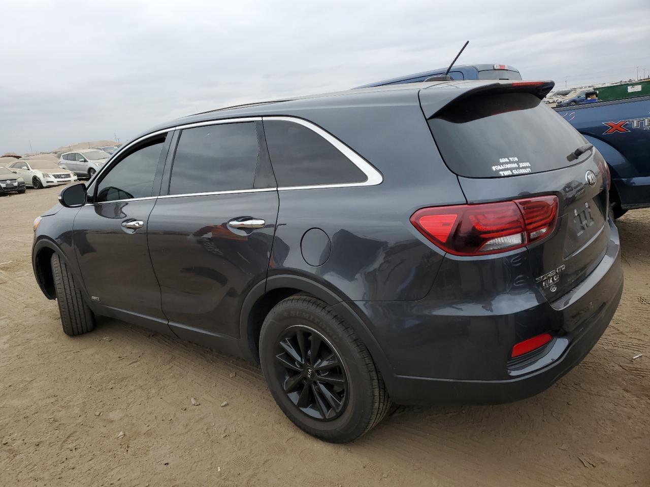 2019 Kia Sorento - Image 2