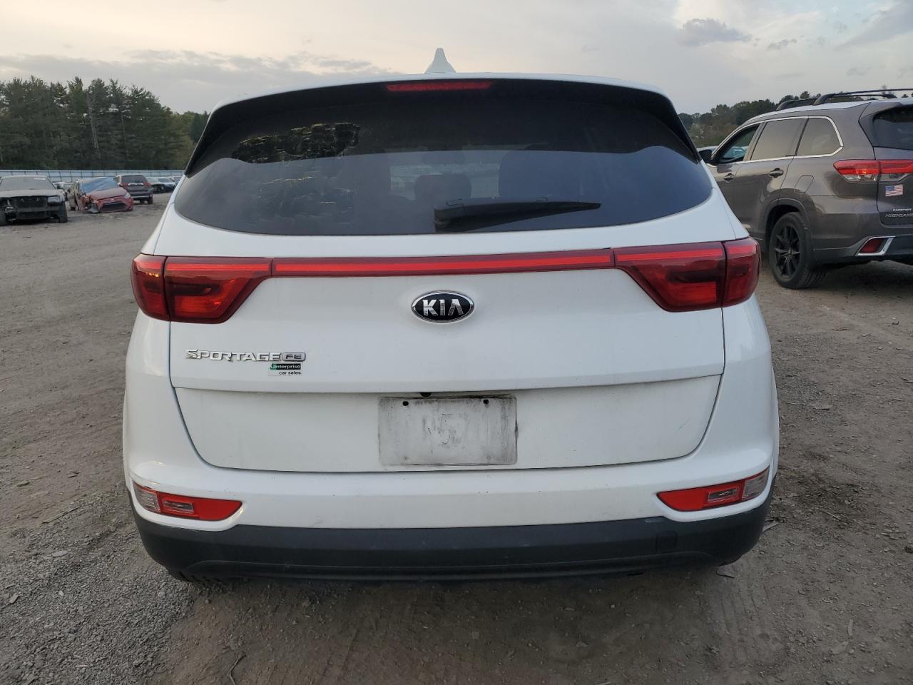 VIN KNDPM3AC7J7333673 2018 KIA SPORTAGE no.6