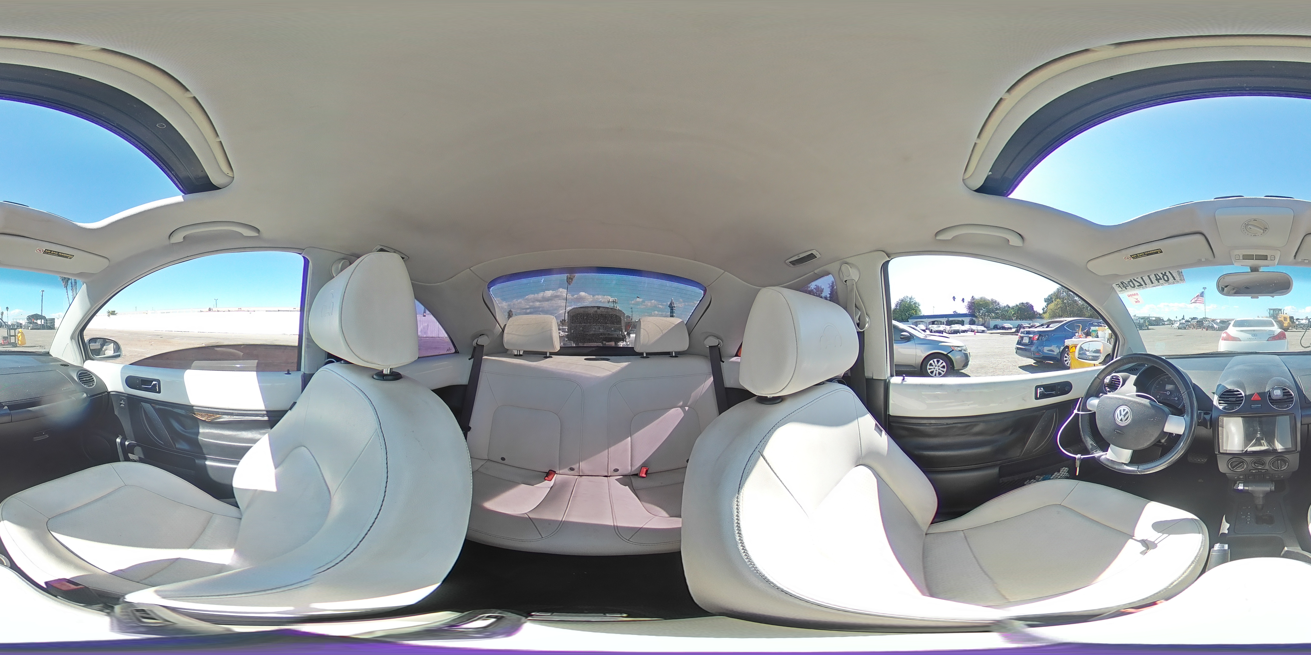 2008 Volkswagen Beetle - Image 12