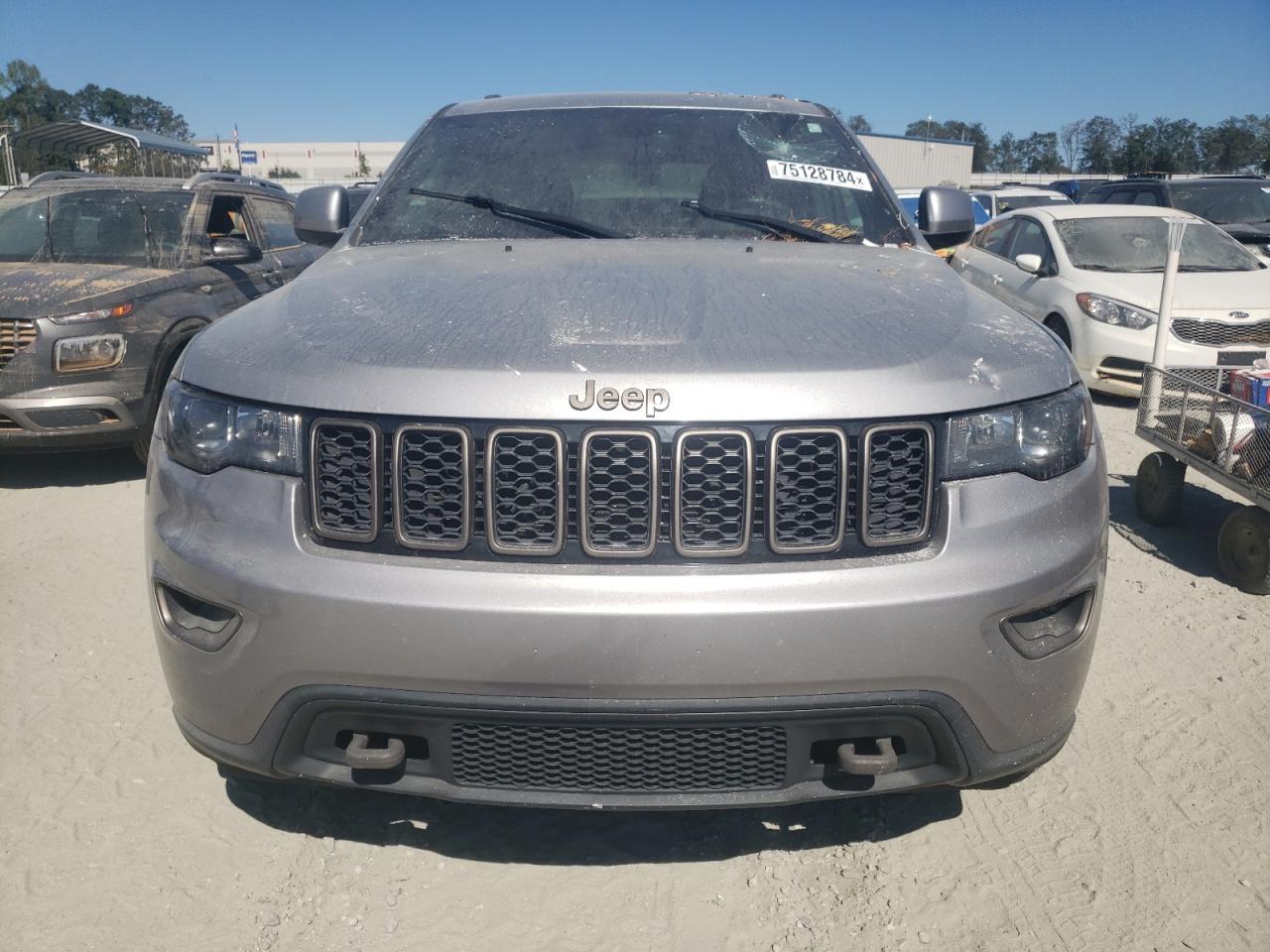 2016 Jeep Grand Cherokee - Image 5