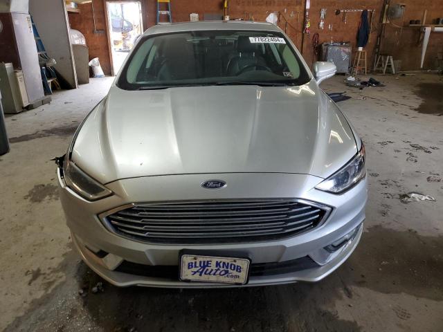  FORD FUSION 2017 Серебристый