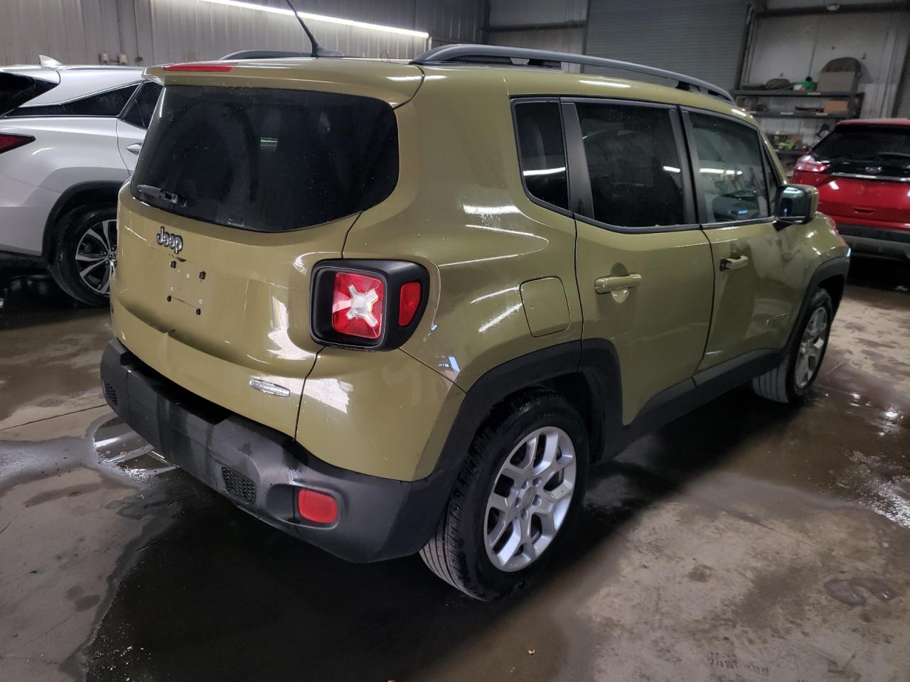 2015 Jeep Renegade - Image 3