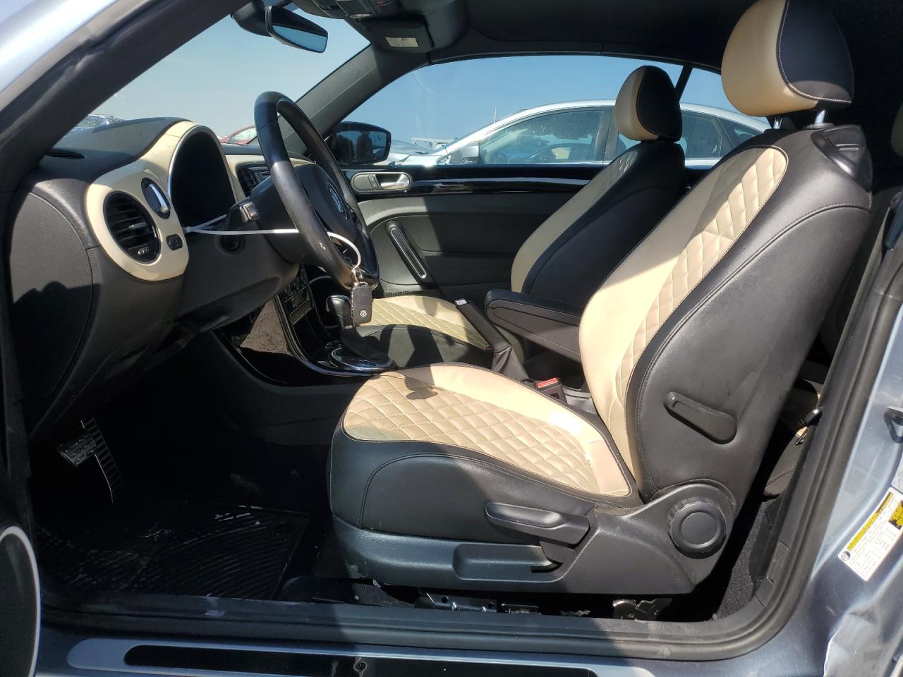 2019 Volkswagen Beetle S VIN: 3VW5DAAT7KM509489 Lot: 78514704