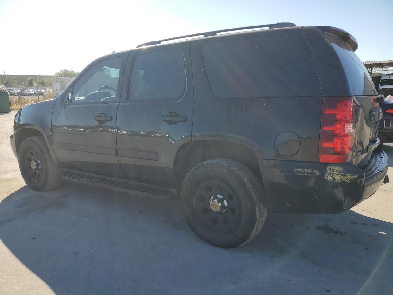 2007 Chevrolet Tahoe - Image 2
