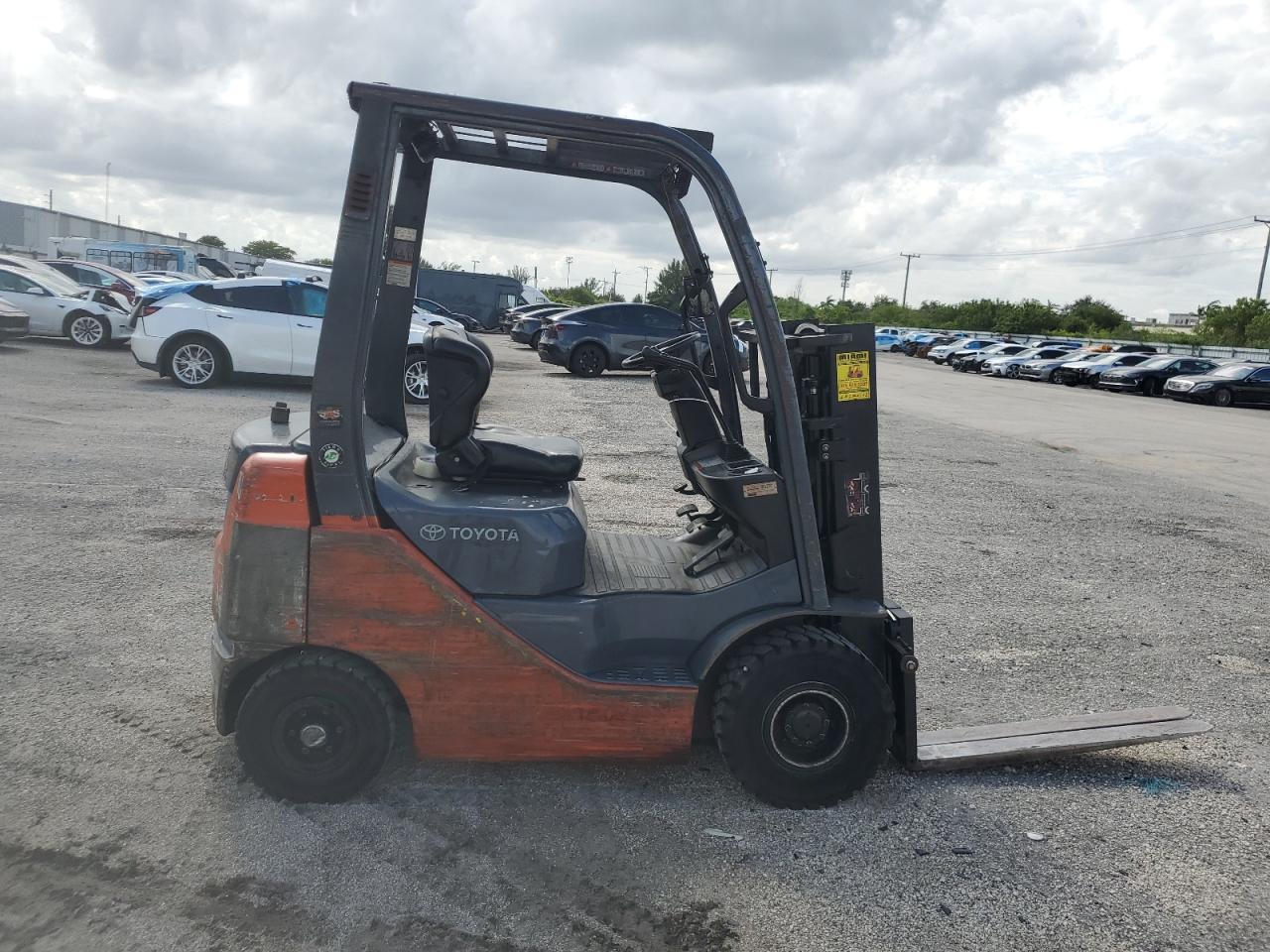 2015 Toyota Forklift VIN: M1AF31 Lot: 77689434