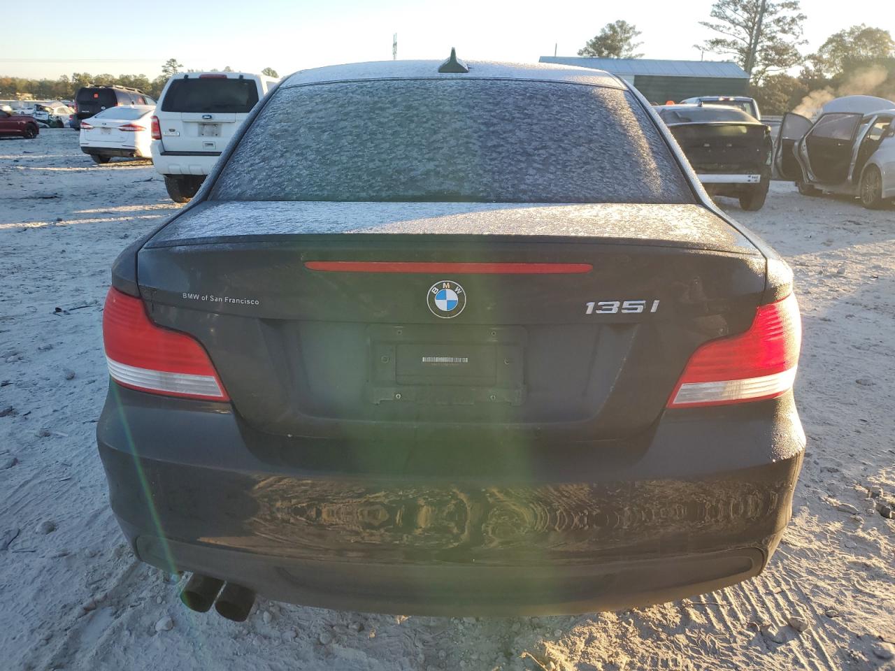 WBAUC7C53AVK95945 2010 BMW 135 I