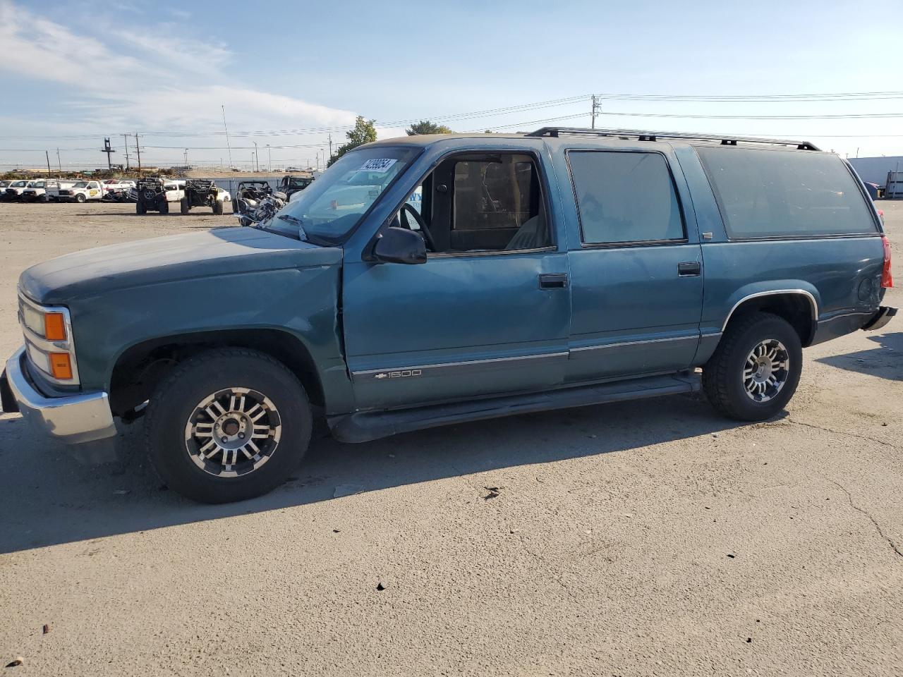 1992 Chevrolet Suburban C1500 VIN: 1GNEC16K3NJ356978 Lot: 74299054