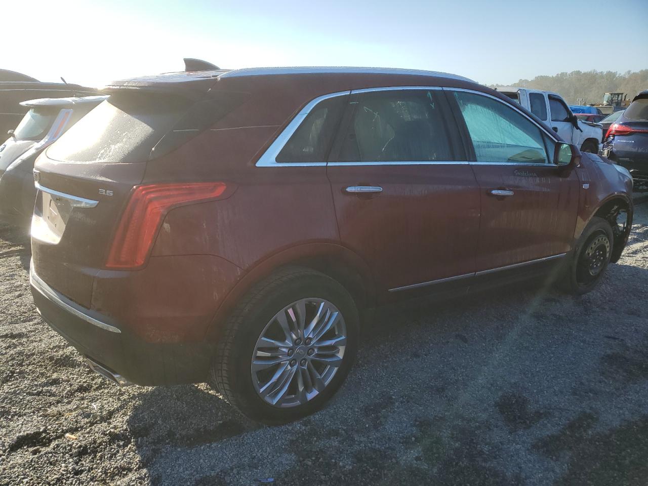 VIN 1GYKNCRS7HZ172530 2017 CADILLAC XT5 no.3