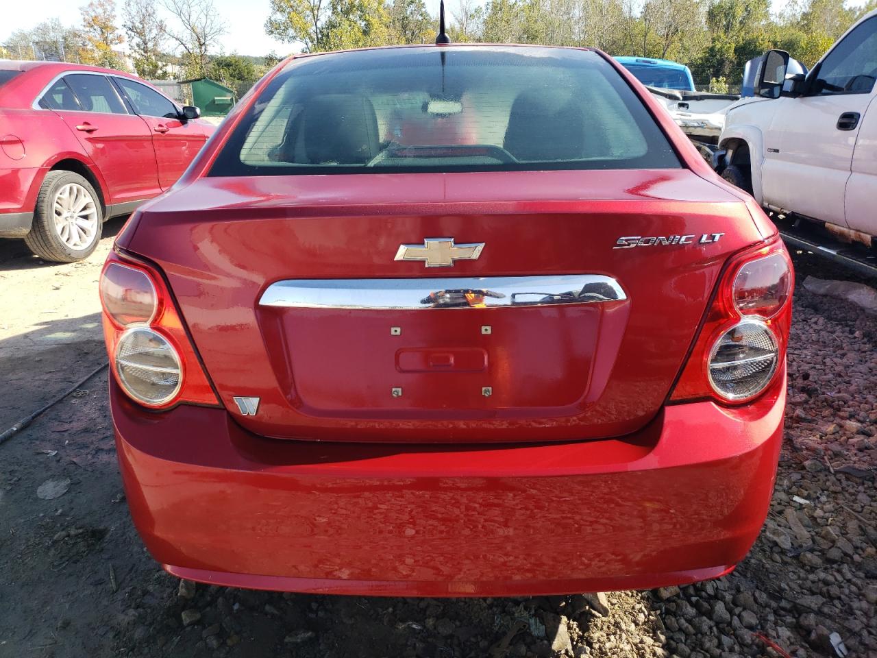 2014 Chevrolet Sonic - Image 6