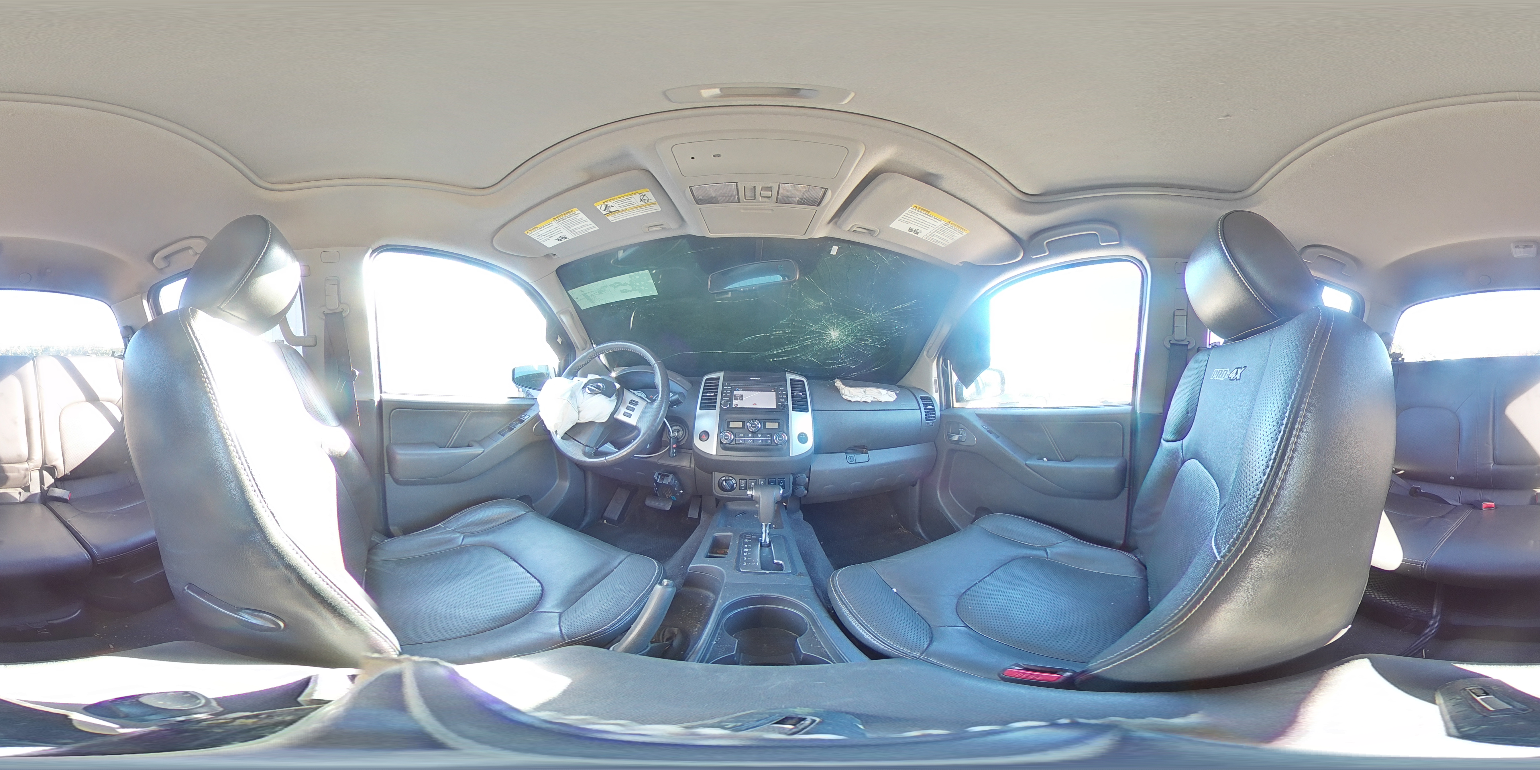 2013 Nissan Navara (Frontier) - Image 12