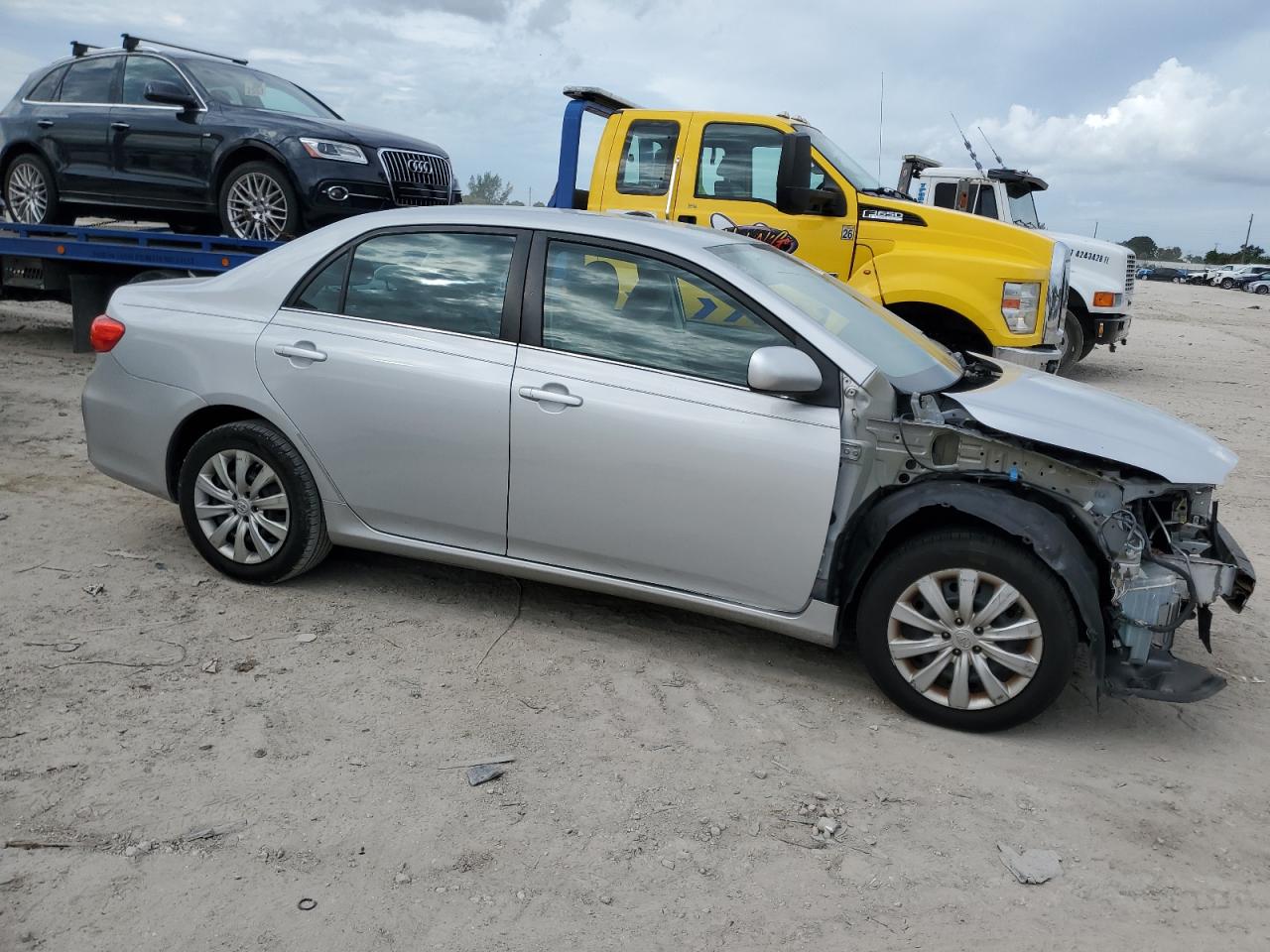 2T1BU4EE4DC102728 2013 Toyota Corolla Base