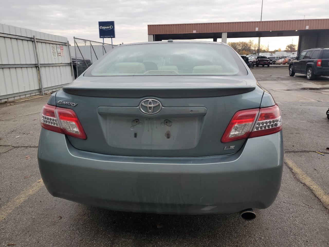 2010 Toyota Camry - Image 6