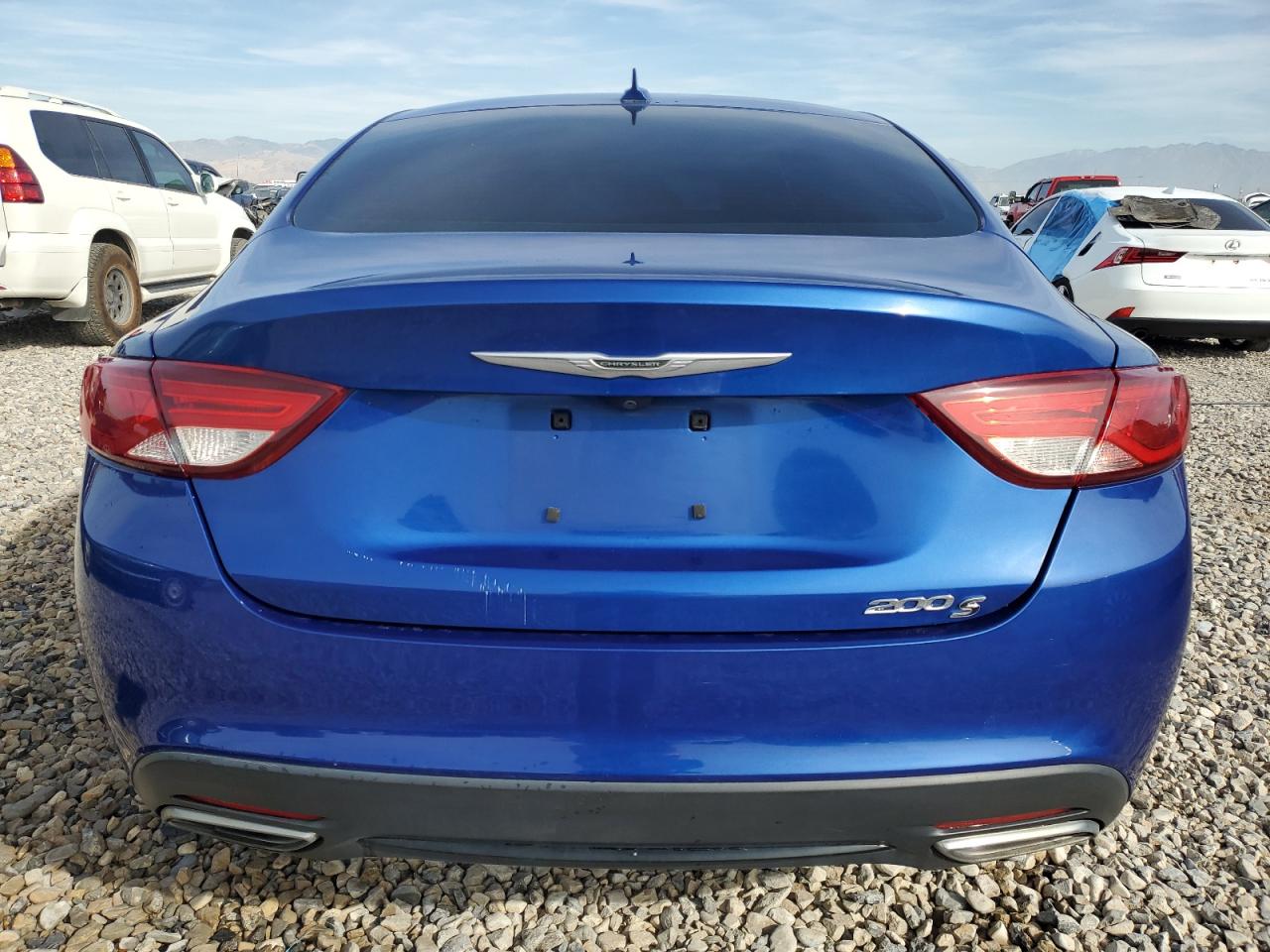 2015 Chrysler 200 - Image 6