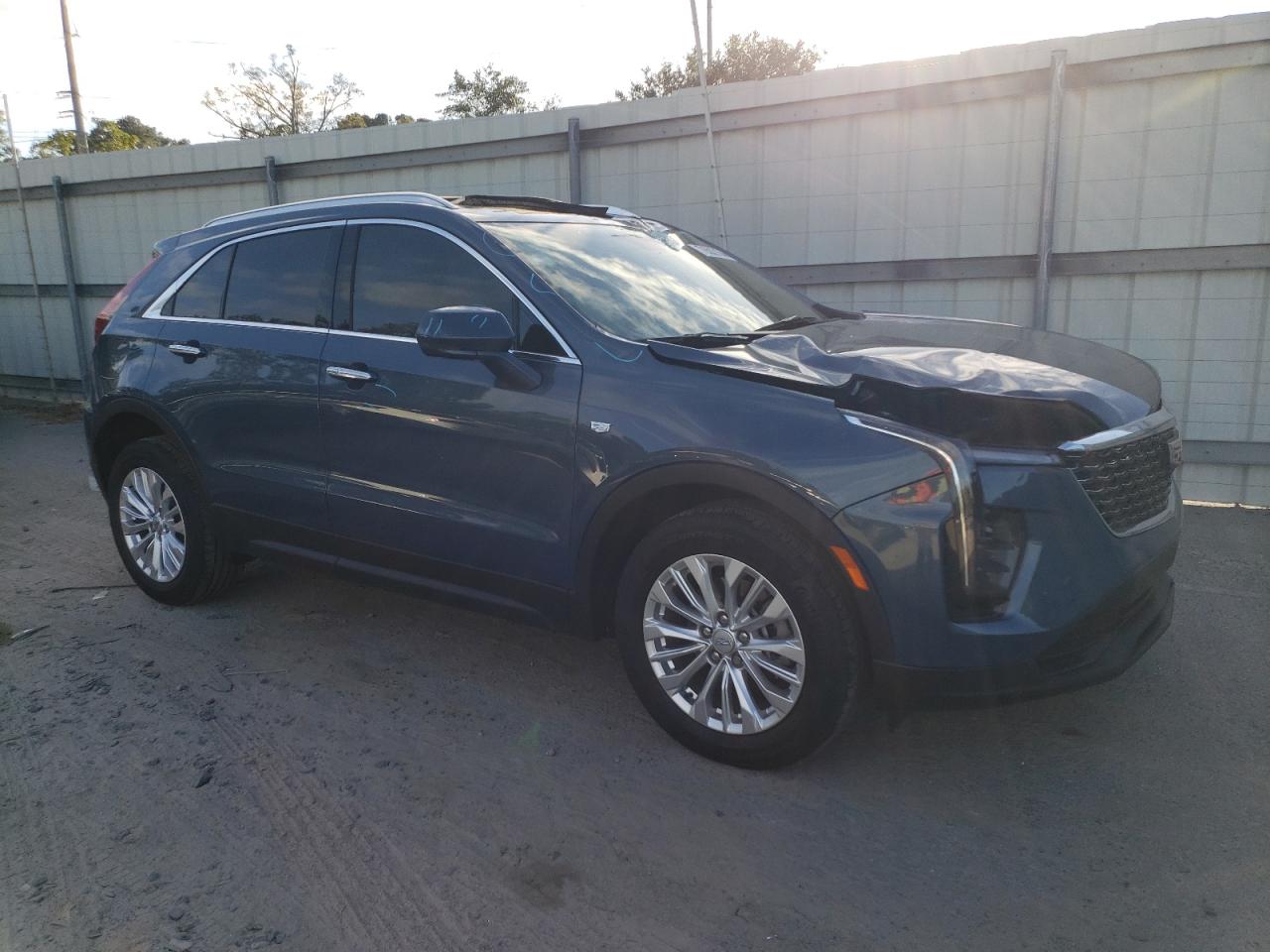 VIN 1GYAZAR47RF148785 2024 CADILLAC XT4 no.4