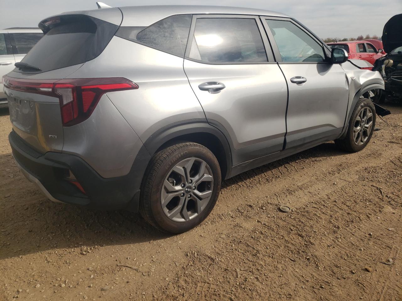 2024 Kia Seltos - Image 3