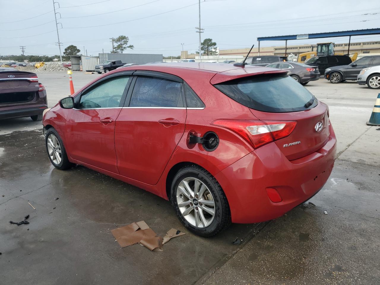 2016 Hyundai Elantra - Image 2