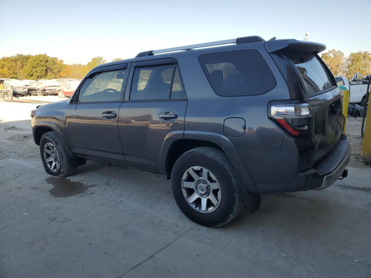 2014 Toyota 4Runner - Image 2