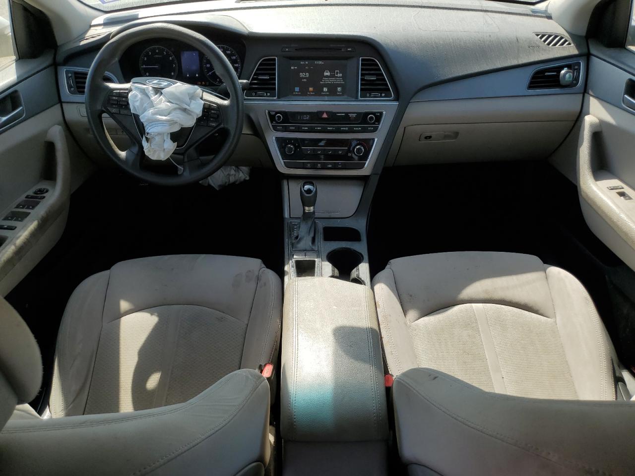 2017 Hyundai Sonata - Image 8