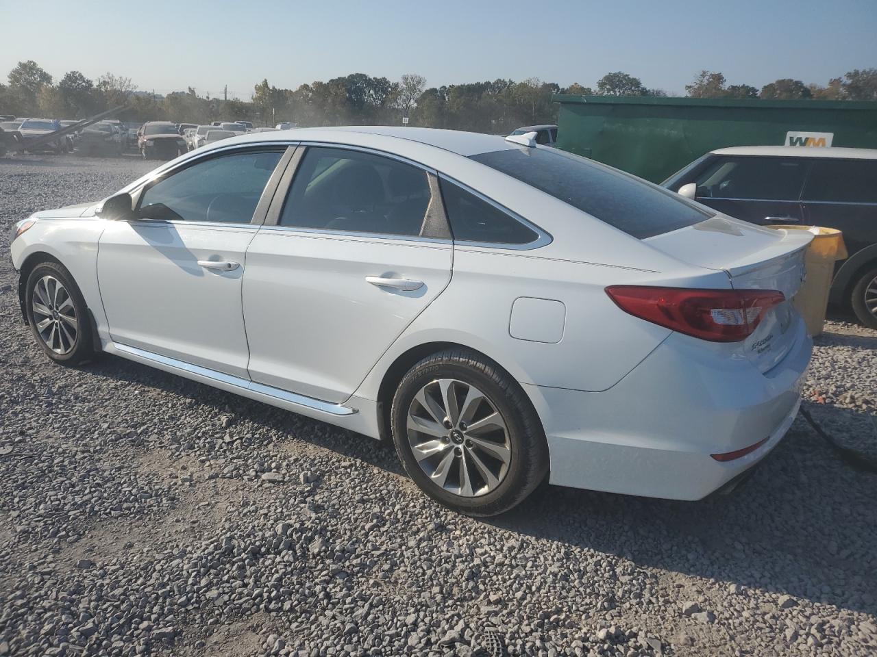 2016 Hyundai Sonata - Image 2