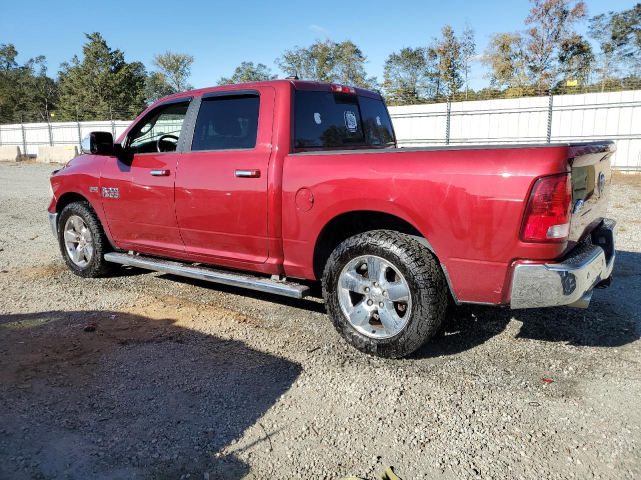 2014 RAM 1500 - Image 2