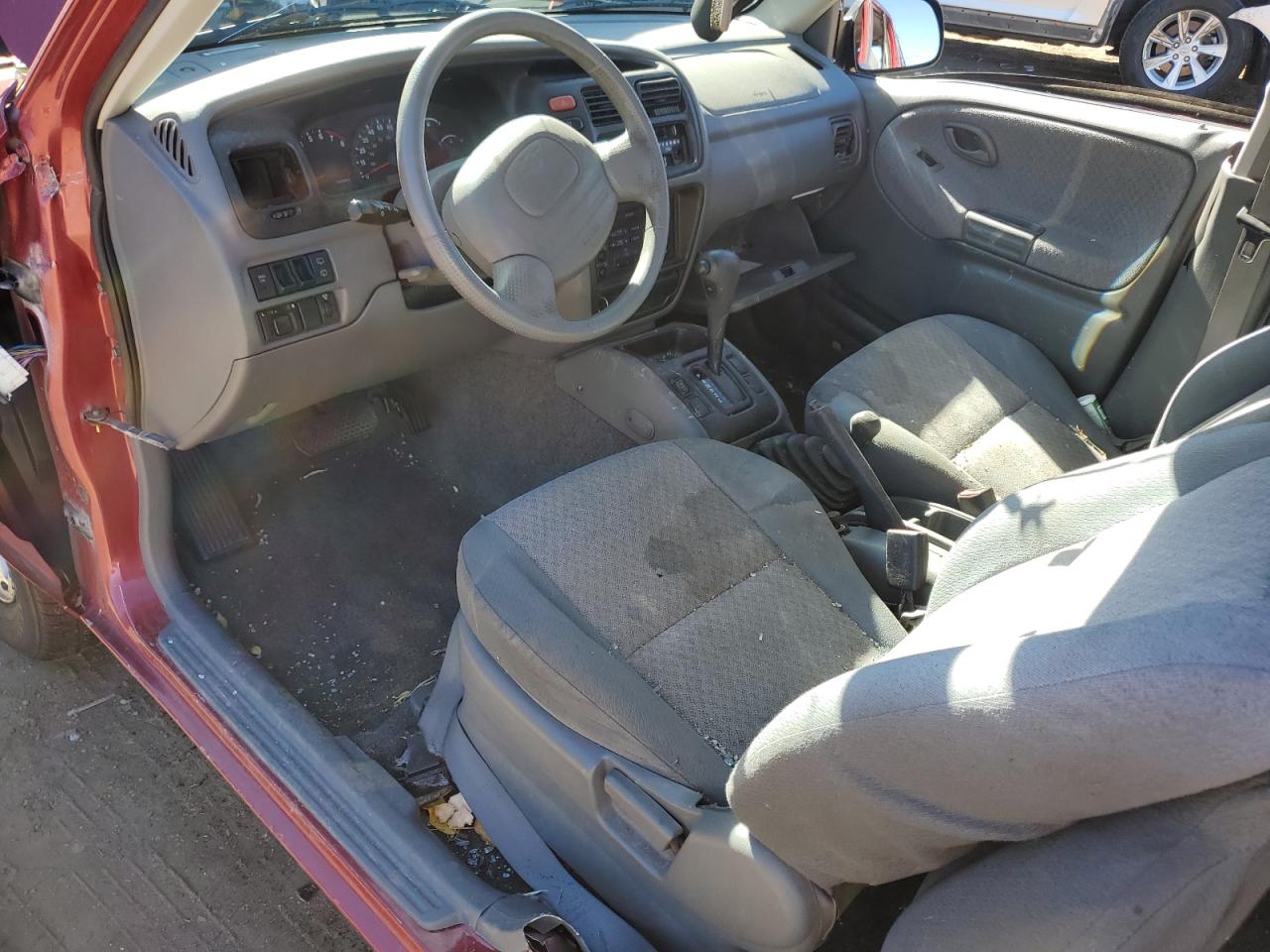 2CNBJ13C2X6911316 1999 Chevrolet Tracker