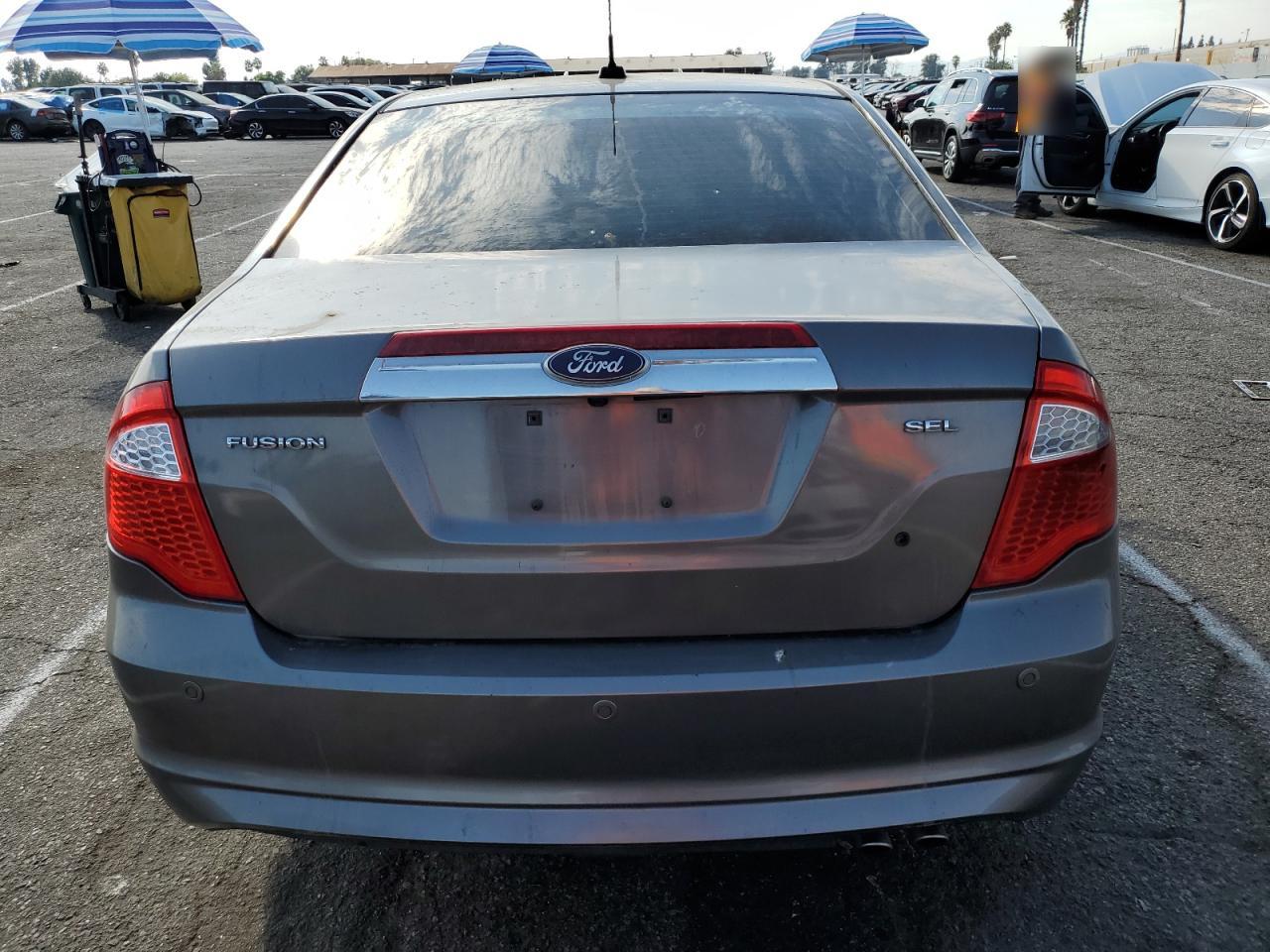 2011 Ford Fusion - Image 6