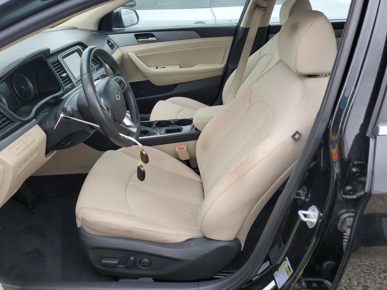 2018 Hyundai Sonata - Image 7