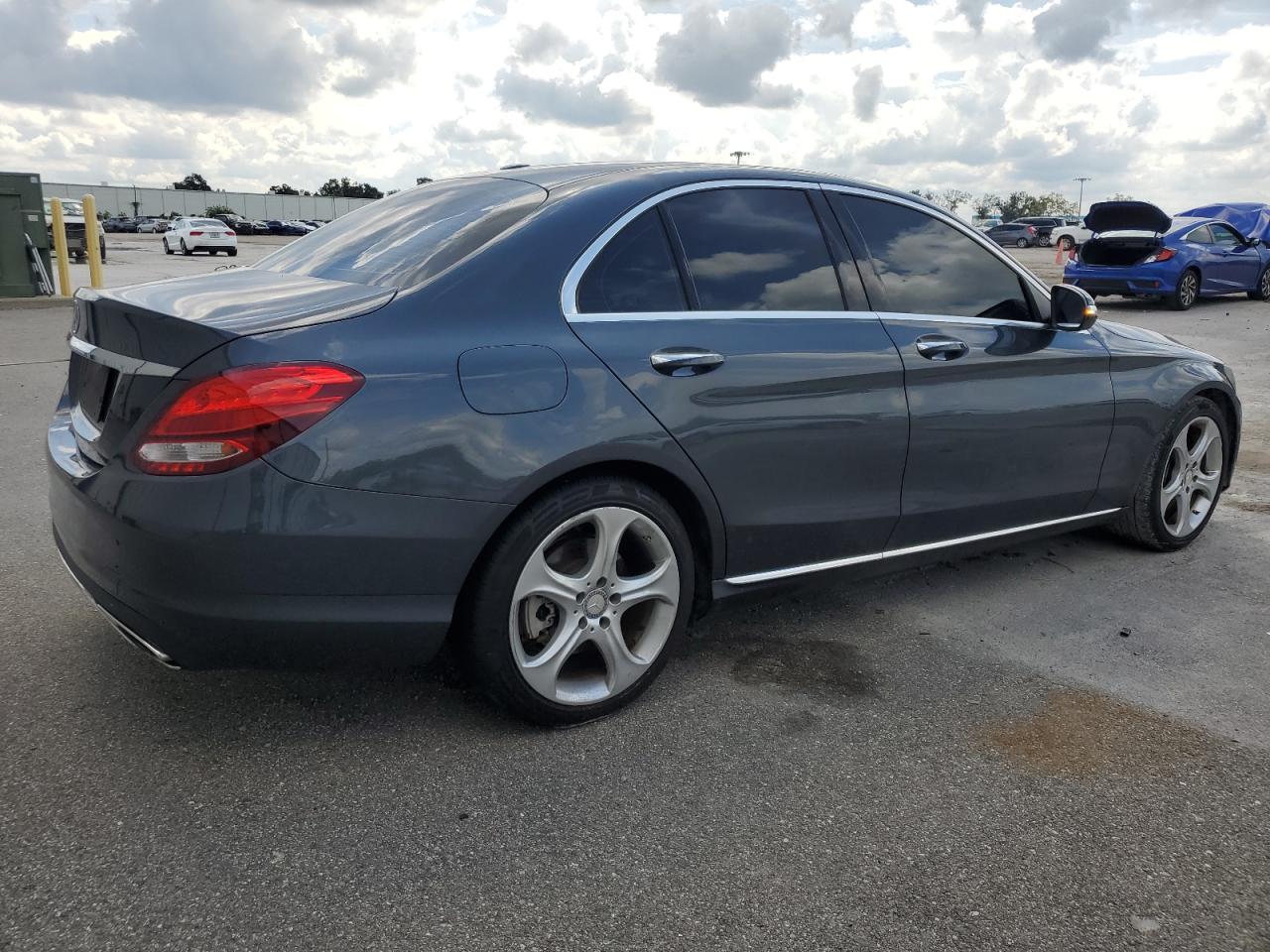 2015 Mercedes-Benz C-klasse - Image 3