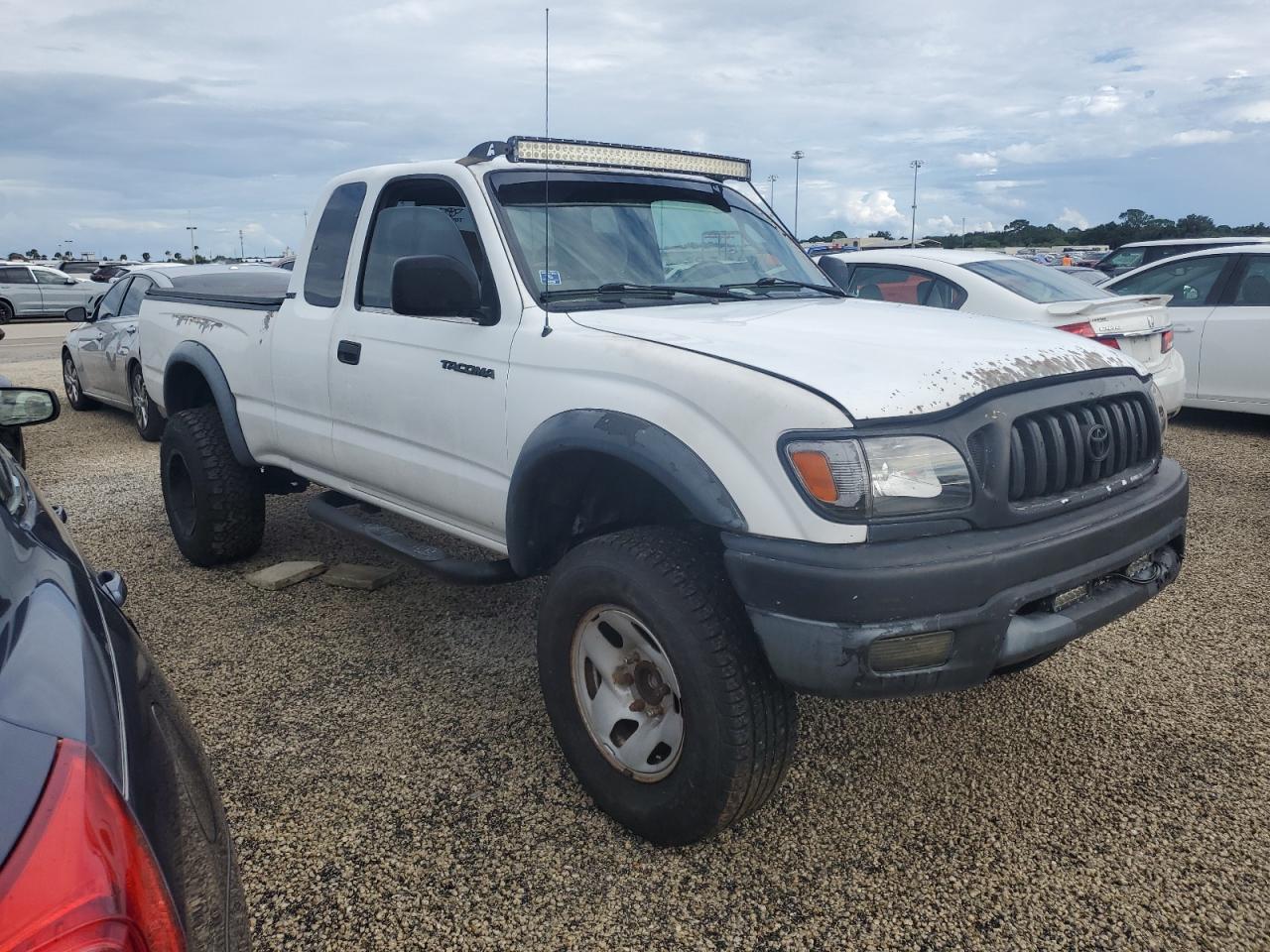 2004 Toyota Tacoma - Image 4