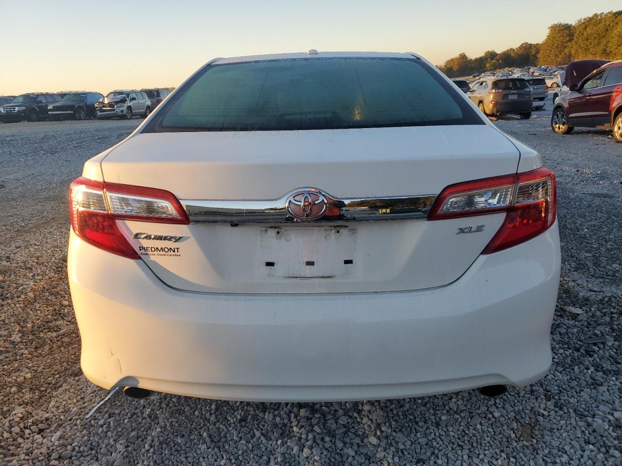2014 Toyota Camry - Image 6