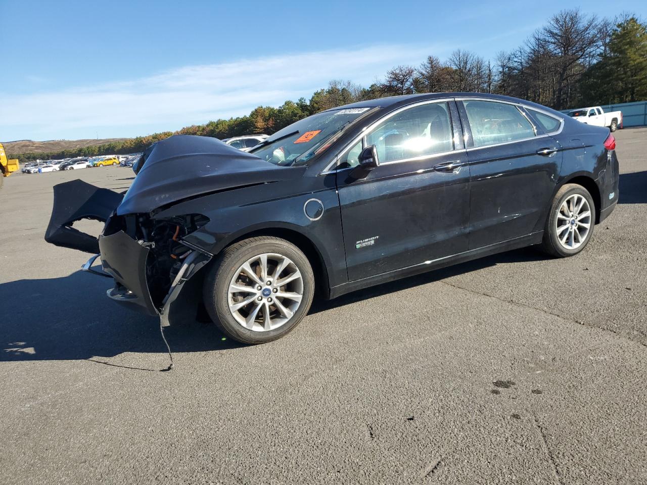 3FA6P0PU9JR255025 2018 FORD FUSION - Image 1