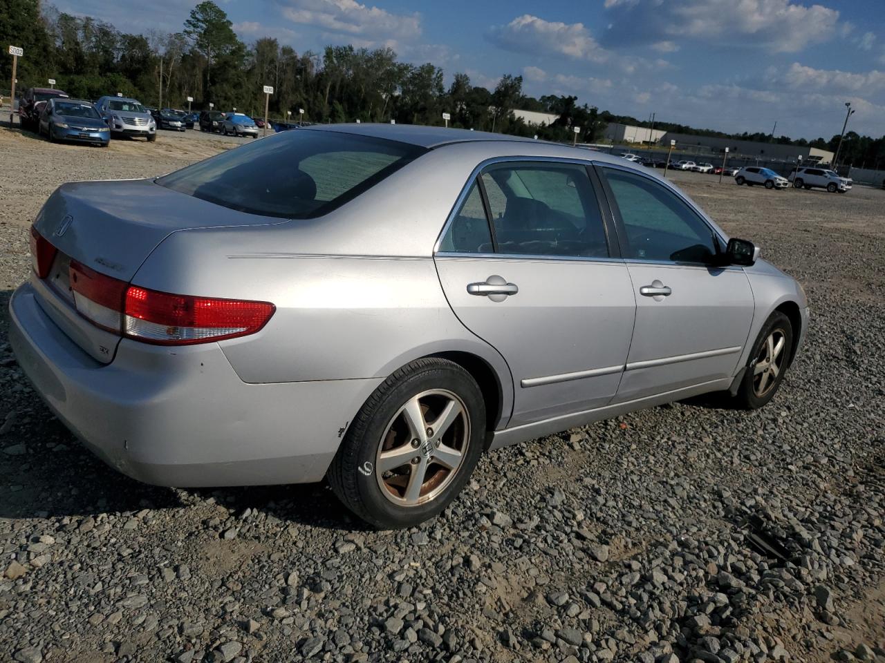 2004 Honda Accord - Image 3