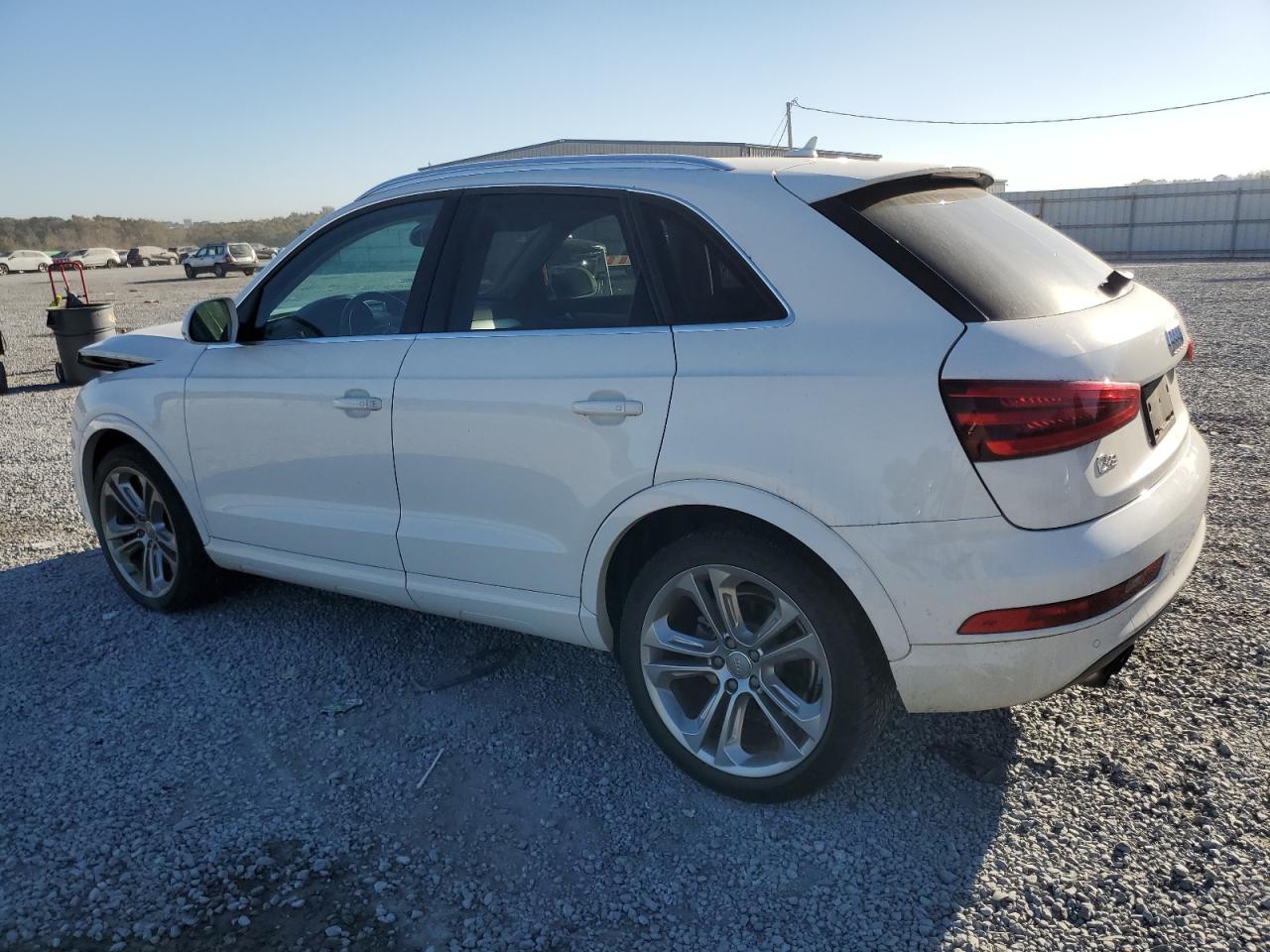 VIN WA1FFCFS3FR001175 2015 AUDI Q3 no.2