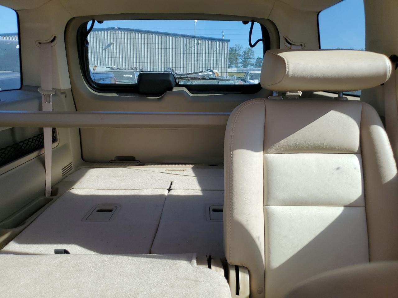2010 Ford Explorer - Image 10