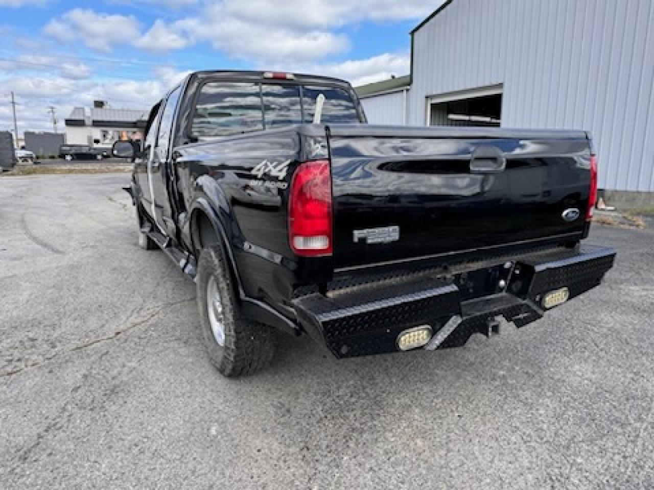 2000 Ford F350 - Image 3