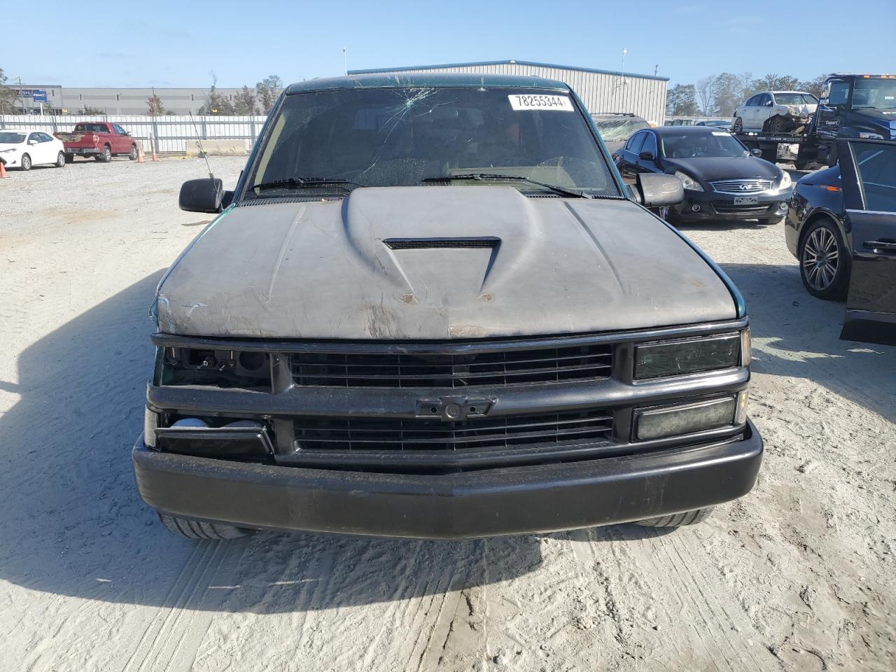 1994 Chevrolet Suburban - Image 5
